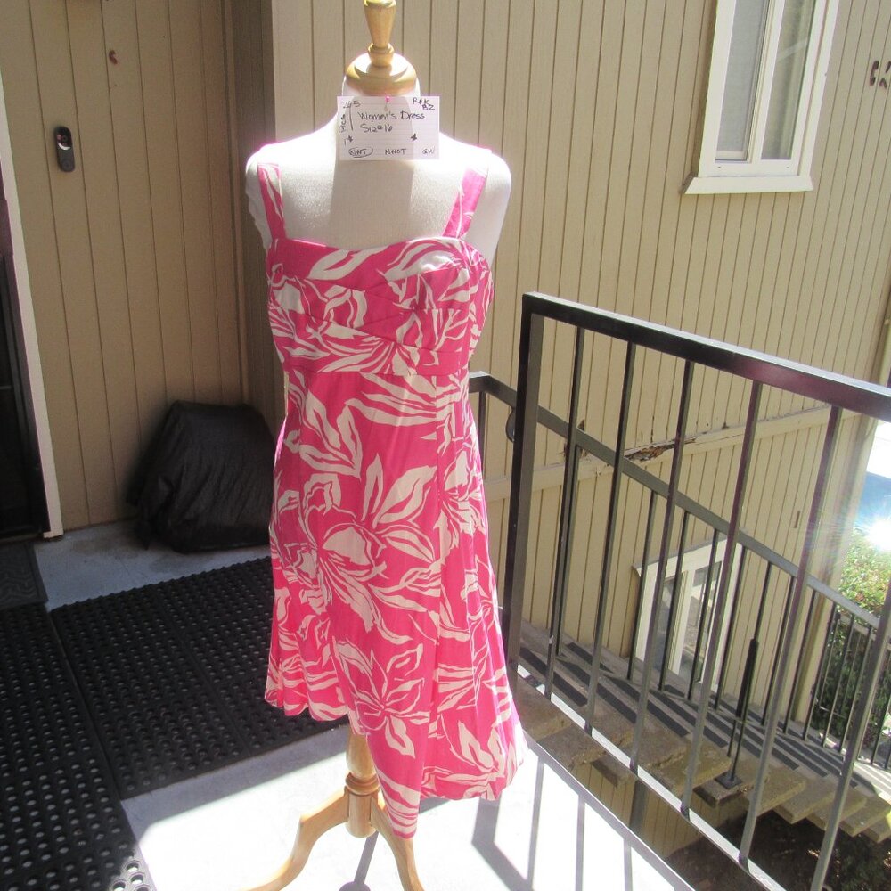 #265. NEW WOMEN'S SUMMER FUN DRESS BY R&K  (SIZW 16)